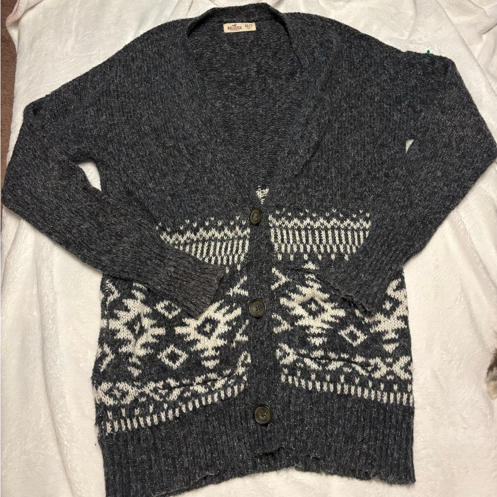 Hollister cardigan